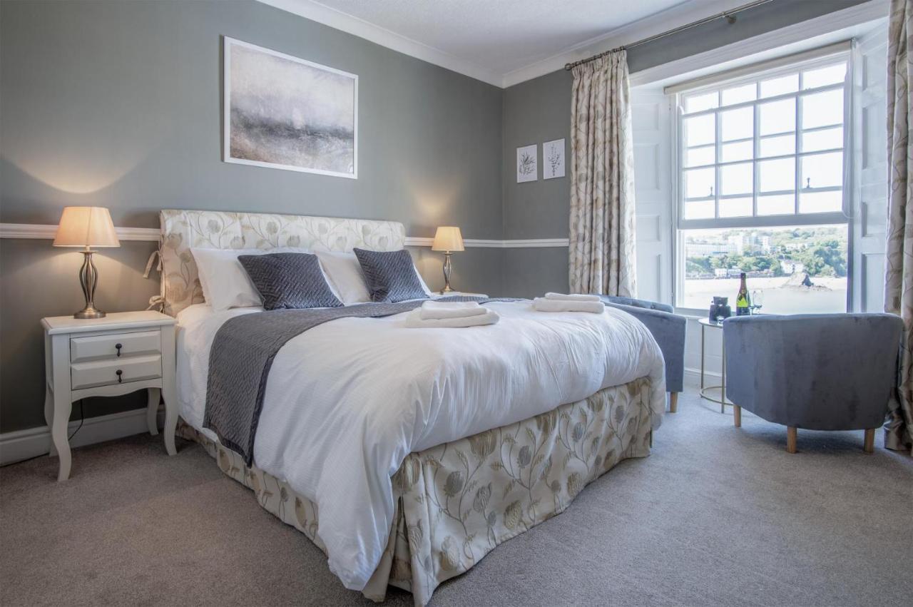 Gwynne House - 6 Bedroom Luxurious Holiday Home - Tenby Harbour Экстерьер фото