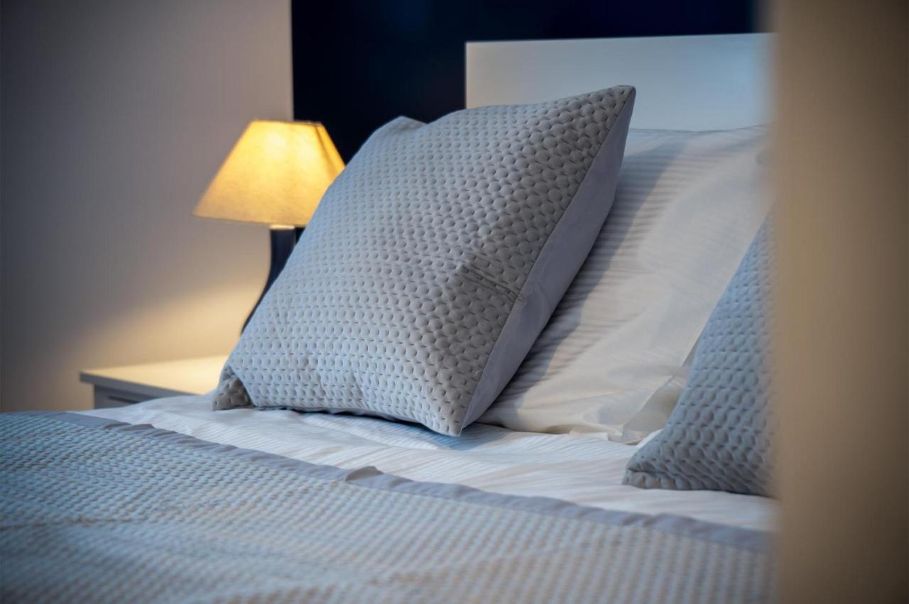 Gwynne House - 6 Bedroom Luxurious Holiday Home - Tenby Harbour Экстерьер фото